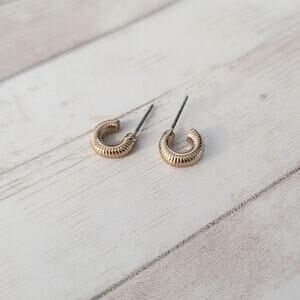 Vintage Stud Earrings Small Gold Tone Ridged Hoops 3/8"